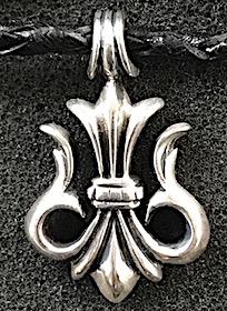 Sterling Silver Pendant w/braided necklace. Flordelis style